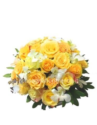 Composizione di fiori freschi