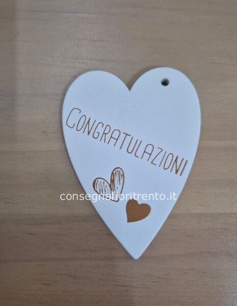 Biglietto di auguri in legno, a forma di cuore,