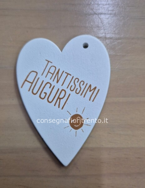 Biglietto di auguri in legno, a forma di cuore,tantissimi auguri