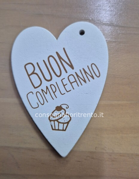 Biglietto di auguri in legno, a forma di cuore,